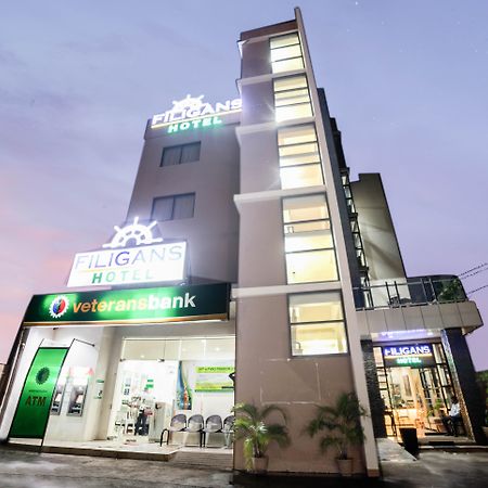 Reddoorz Plus Near Rizal Junction Puerto Princesa Exterior foto