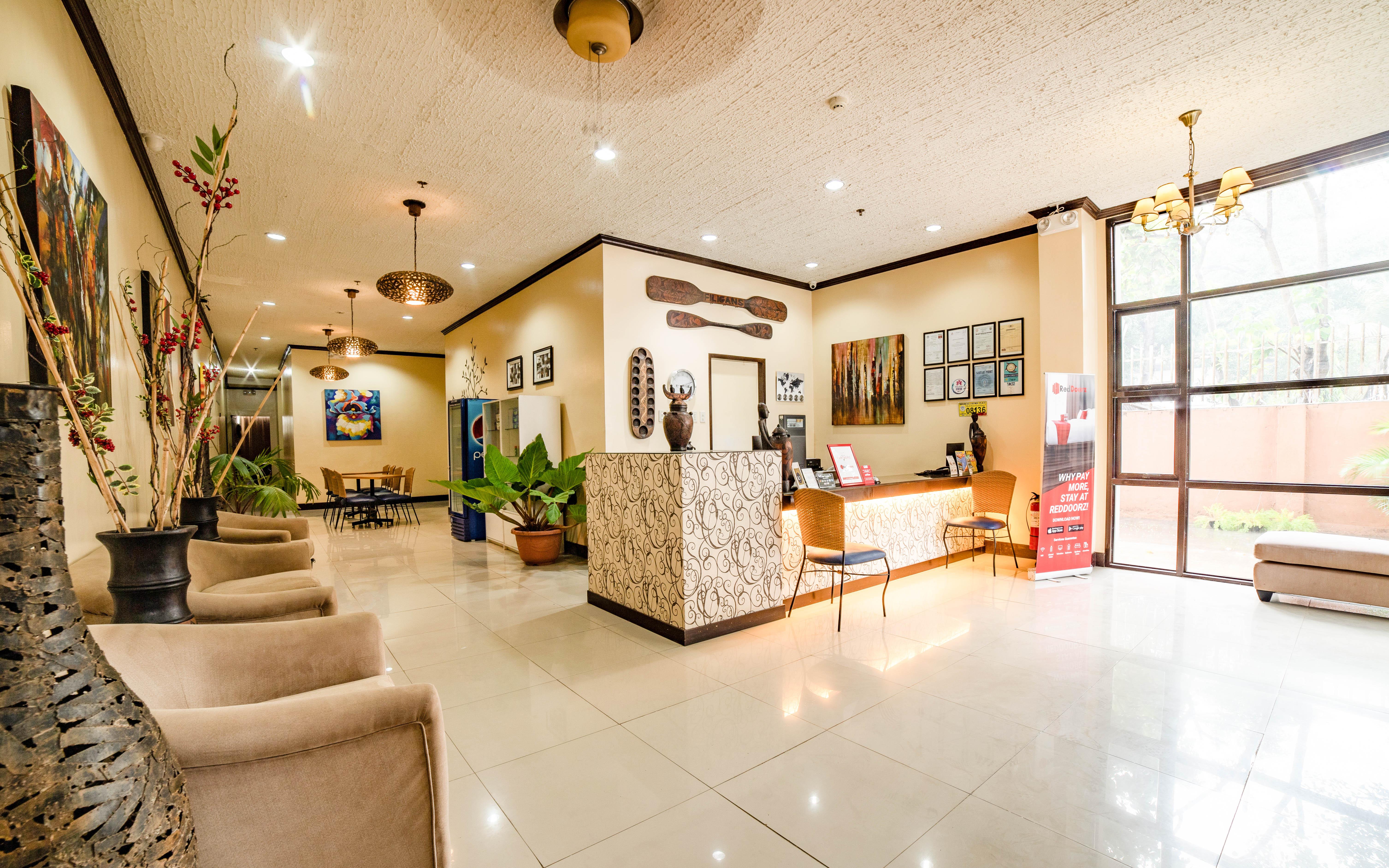 Reddoorz Plus Near Rizal Junction Puerto Princesa Exterior foto