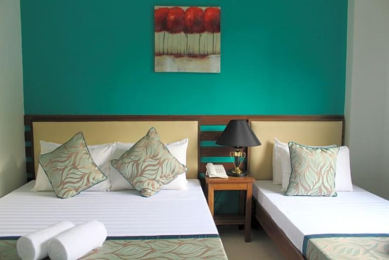 Reddoorz Plus Near Rizal Junction Puerto Princesa Exterior foto