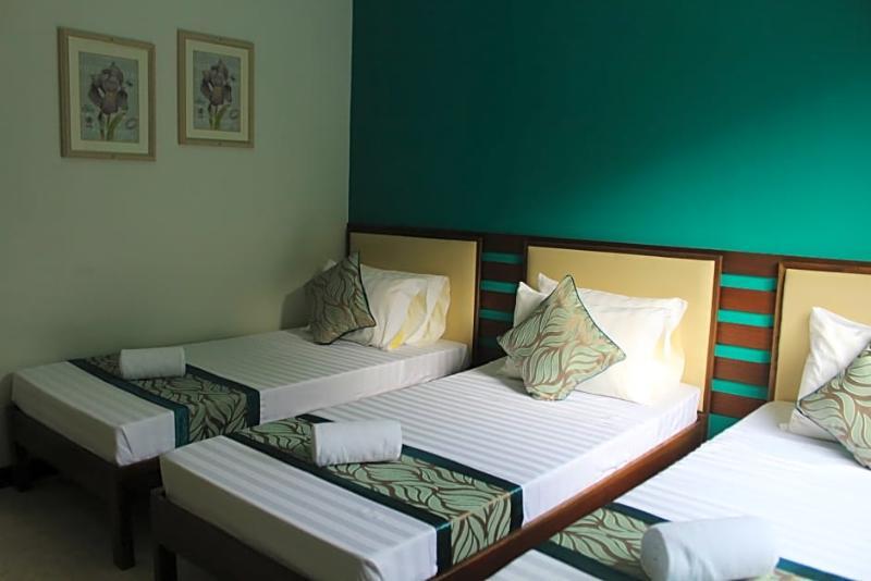 Reddoorz Plus Near Rizal Junction Puerto Princesa Exterior foto